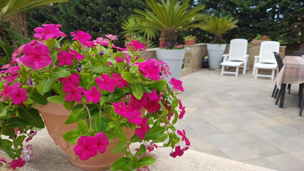 Casa Vacanze Villa Tropia Camastra Exterior foto